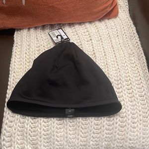 Lululemon Cold Terrain Run Beanie - NWT